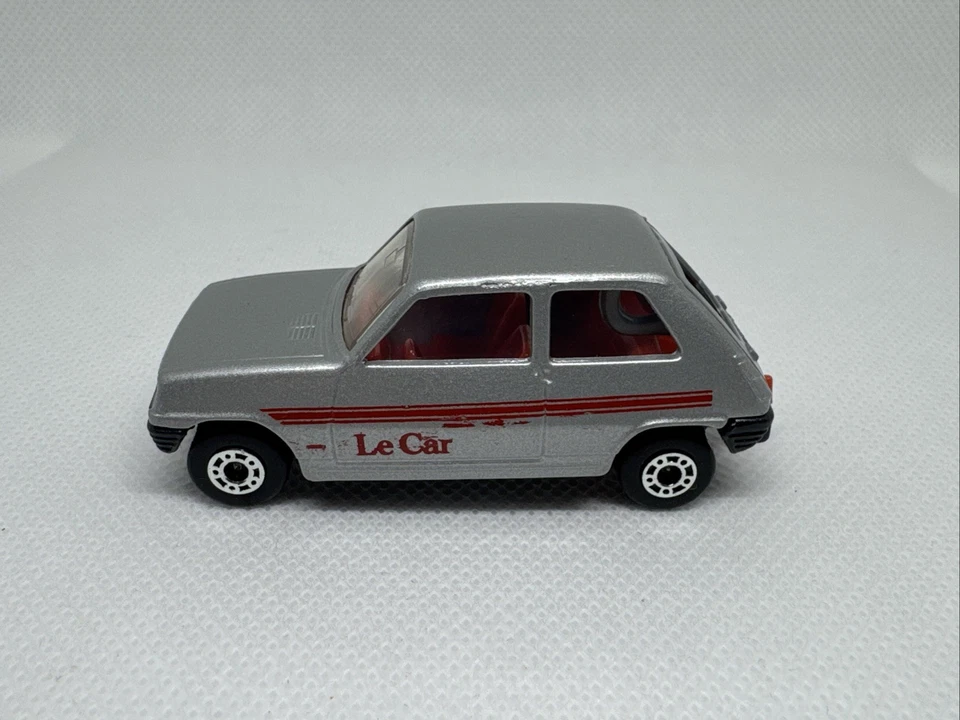 1978 Matchbox 1-75 #21 Renault 5TL Le Car Silver w/ Red Stripe Original Box! - Image 2 of 4