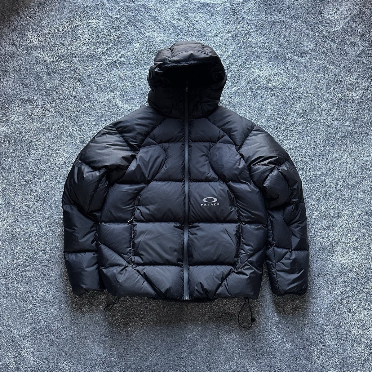 Palace Oakley Black Puffer Jacket - Size Medium | eBay UK