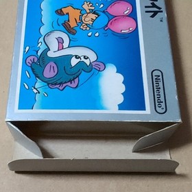 There is a box theory Balloon Fight Nintendo FC Famicom Retro game