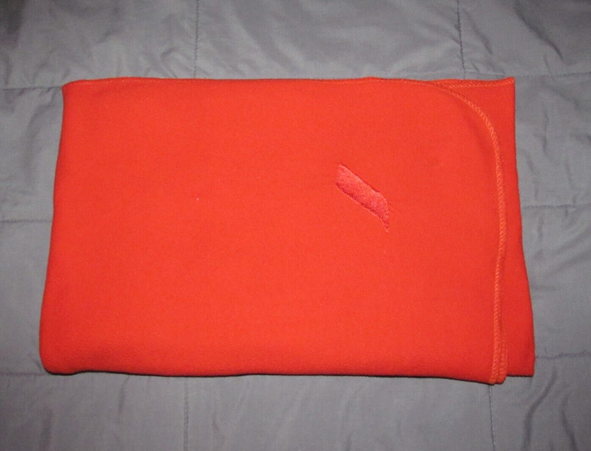 AIR FRANCE red fleece airline cabin blanket current | eBay