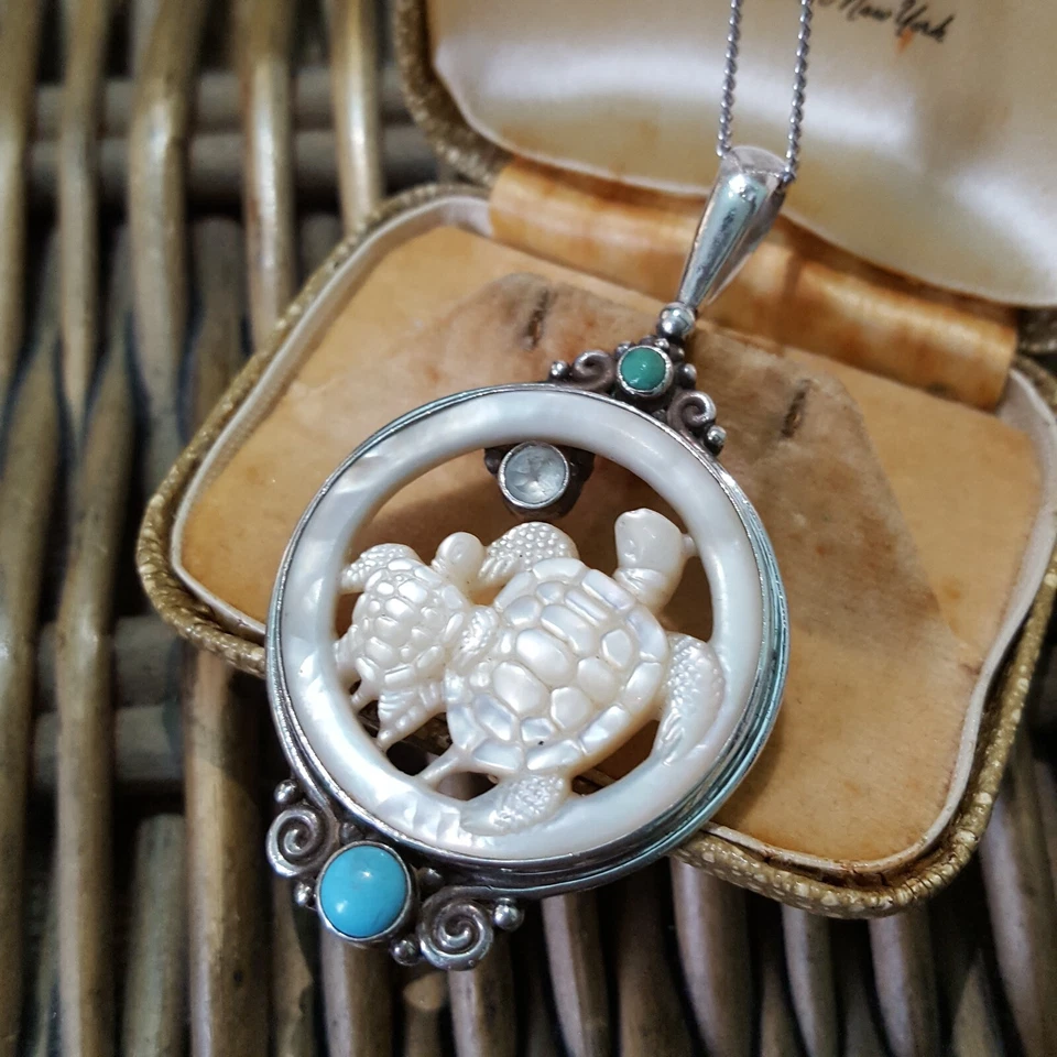 Sajen 925 Sterling Silver Necklace, Mother Of Pearl, Turquoise Turtle Pendant - Image 4 of 4