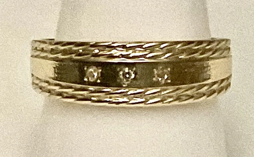 10KY GOLD ROPE EDGES Wedding BAND  6.5mm Wide. 3 Diamonds Size 11 BAND