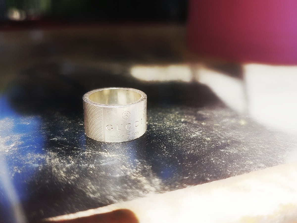 Gucci Sterling Silver Unisex Icon Trademark Ring Size 6 (12