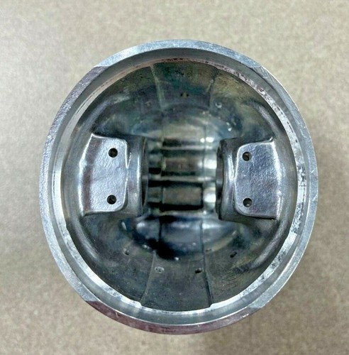 HONDA OEM PISTON (1.00) 13105-235-000 CL175/ CA175 - Picture 4 of 4