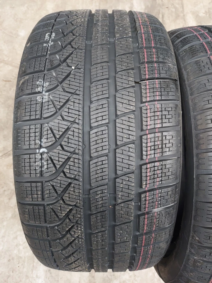 2x 275/40 R19 105H Pirelli P Zero Winter * MO - neu - Bild 3 von 3