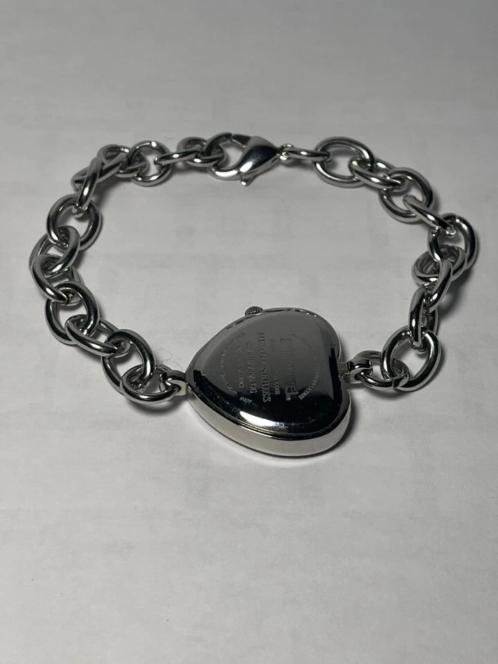 Detroit Tigers MLB Heart Stainless-Steel Bracelet Watch by Game Time NEW - Image 4 of 4