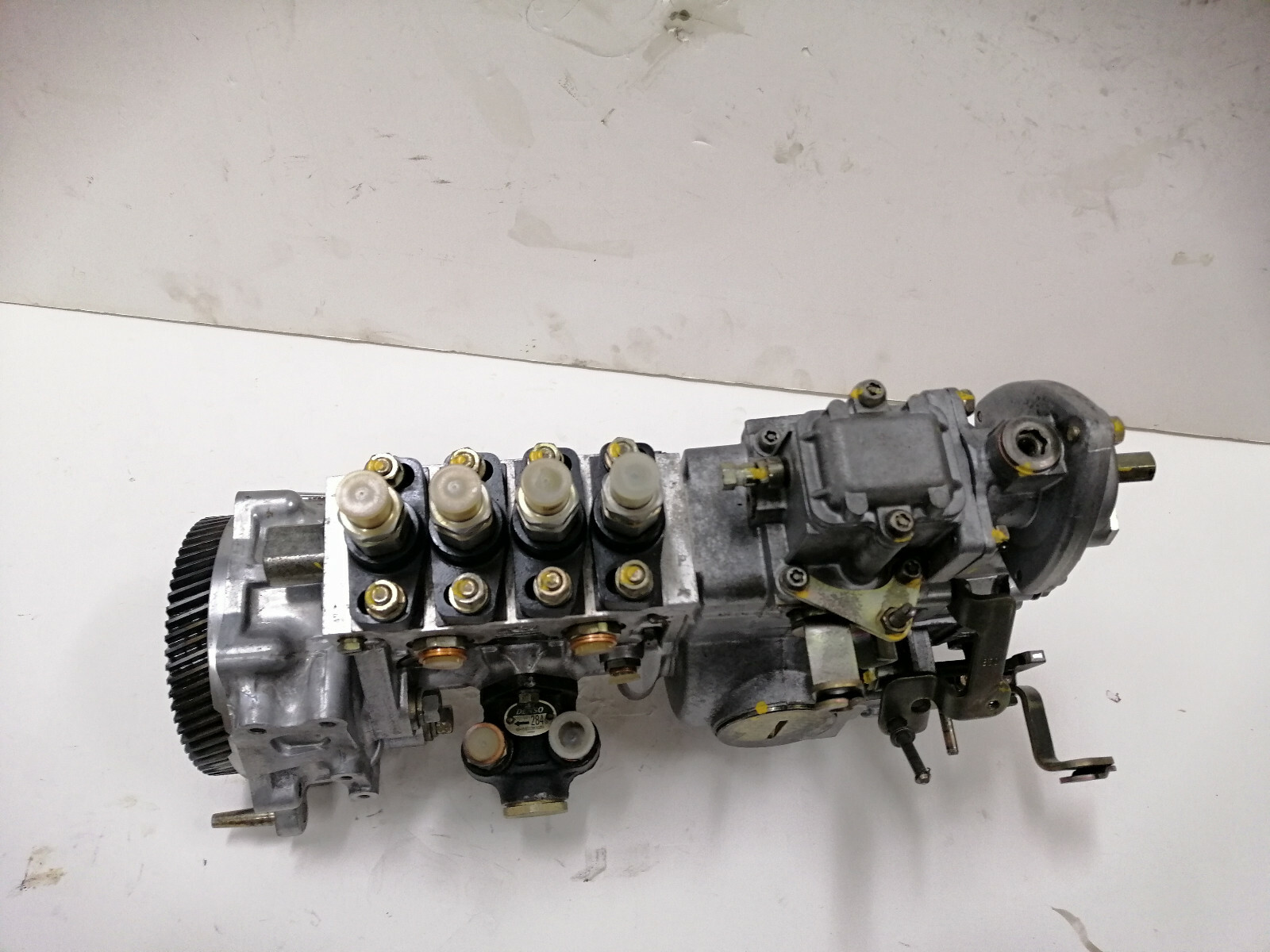 Fuel Injection Pump For Mitsubishi Canter / Fuso FE649 FE659 FE84P