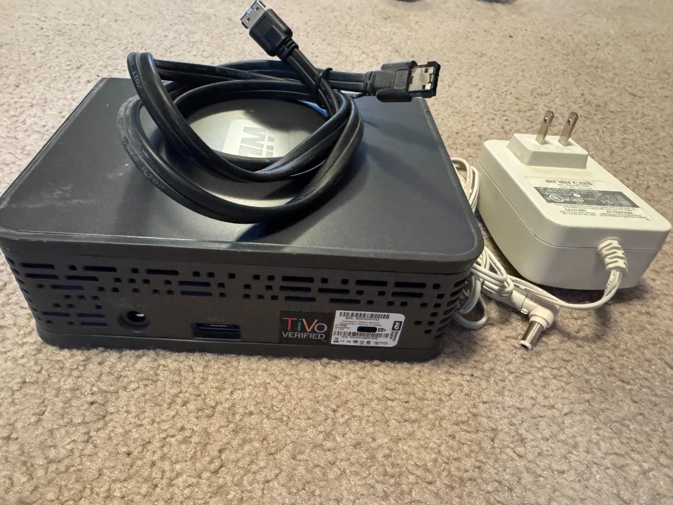 Tivo Bolt 1000GB  TCD849000 (Ant/Cable) LIFETIME, WD Expansion disc, TiVo Mini - Image 4 of 4