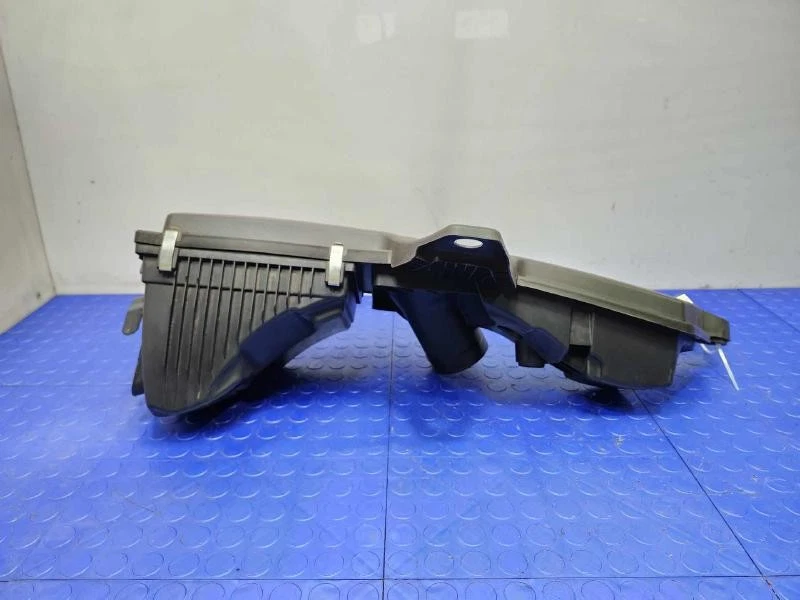 14-16 BMW 228i 328i 428i N20 2.0L Engine Air Cleaner Box Assembly Genuine OEM - Image 3 of 4