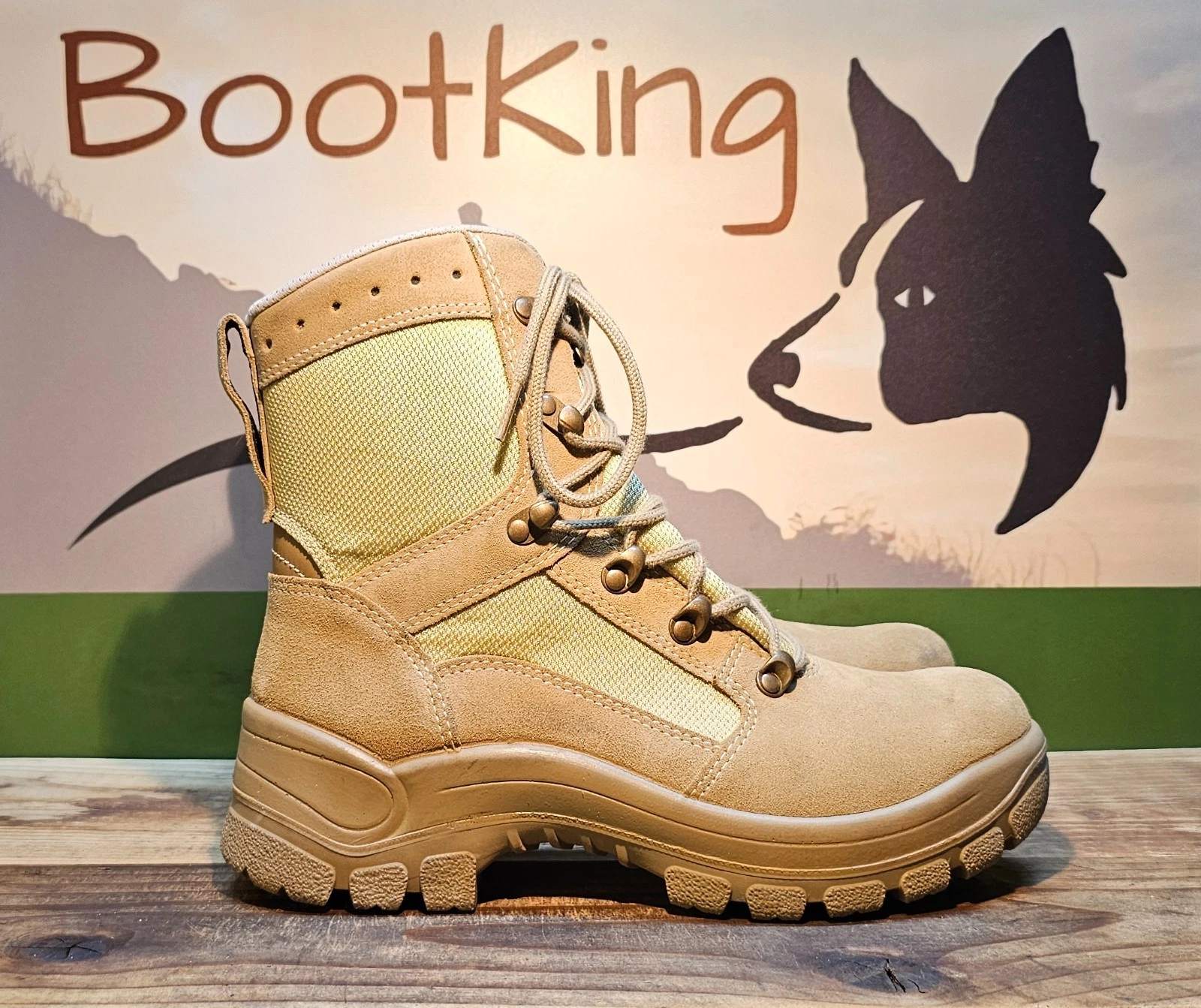 HAIX GTX Coyote Waterproof Hiking, Walking, Airpower P9 desert boots UK 7