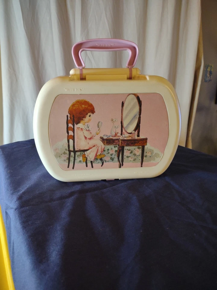 Vintage "Blue Box" Girl's Toy Vanity Set w/Light & Mirror (Includes 12 Pieces) - Image 2 of 4