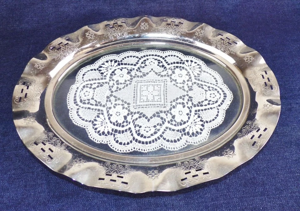 Altes Tablett Metall Glas gehäkeltes Muster Antik Dekorativ - Bild 3 von 4