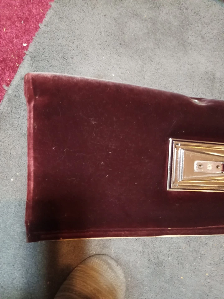 Oldsmobile Cutlass Brougham 1981-88 panel de puerta superior aplastamiento terciopelo granate izquierdo/dr Foto 2 de 4