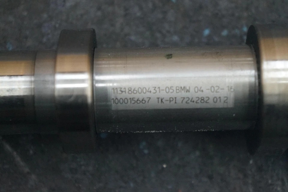 Left Engine Cylinder Head Exhaust Camshaft 4.4l 11318600431 Bmw 750i G12 2016-19 - Image 4 of 4