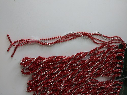 Christmas Braided Plastic Beads 15 Ft Garland Red Silver NOS Vintage 2 Strands - Picture 4 of 4