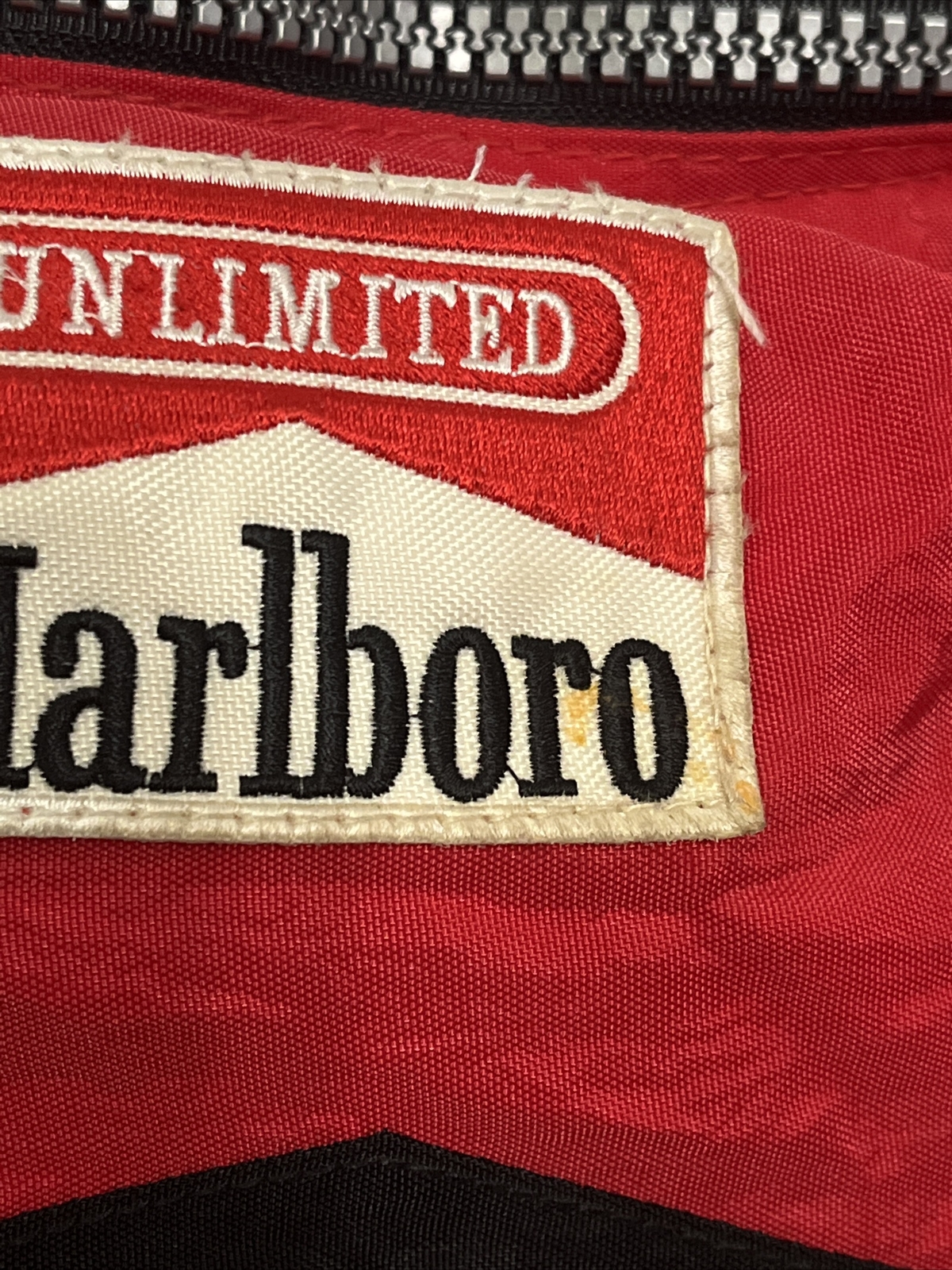 Marlboro Unlimited Red/Black Vintage Duffle Bag Sports 5 Pocket