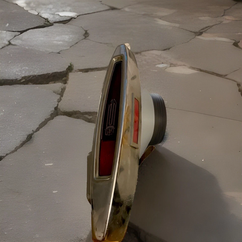 Luces traseras Cadillac Deville 1979-1978 Foto 2 de 3