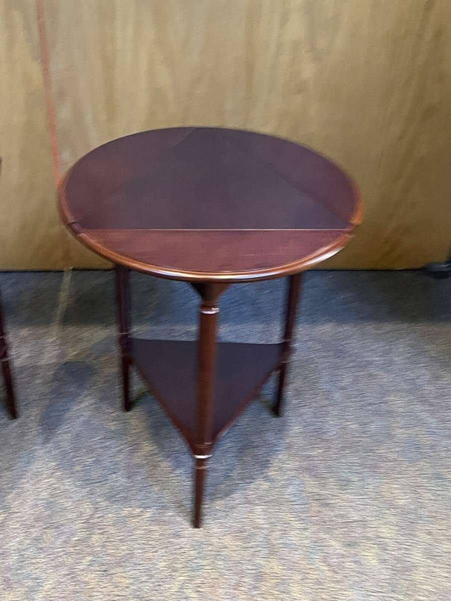 Vtg Bombay Furniture Round / Triangle Drop-Leaf Side Table W