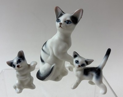 Miniature Cat with 2 Playful Kittens Black and White with Blue Eyes Figurines