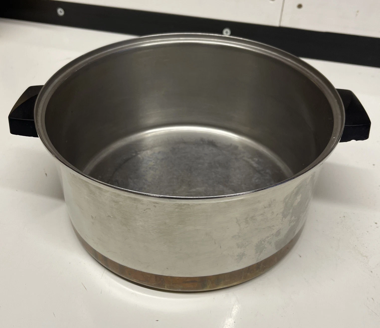 Ekcoware Copper Bottom Lot of (1.5 & 2 )Qt Sauce Pan w Lids & 5L stockpot no lid