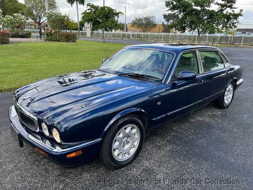 1999 Jaguar XJ8