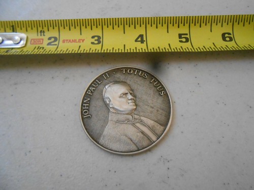RARE 1987-1988 MARIAN YEAR MOTHER OF MERCY / JOHN PAUL II CHALLENGE COIN / TOKEN - Picture 2 of 2
