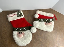 Welcome Santa Christmas Whole Hand Oven Mitt Set 2 Textured 3D Baking Cooking