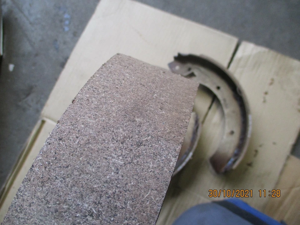 Juego de pastillas de freno traseras para Ford Granada Torneo Limusina 254 mm x 57 mm NUEVO - Imagen 3 de 4