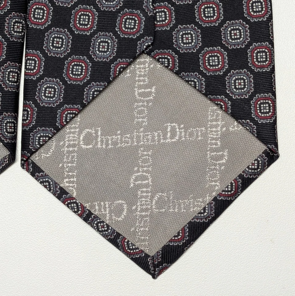Corbata Christian Dior vintage, tela tejida Italia, floral geométrica, seda roja gris Foto 4 de 4