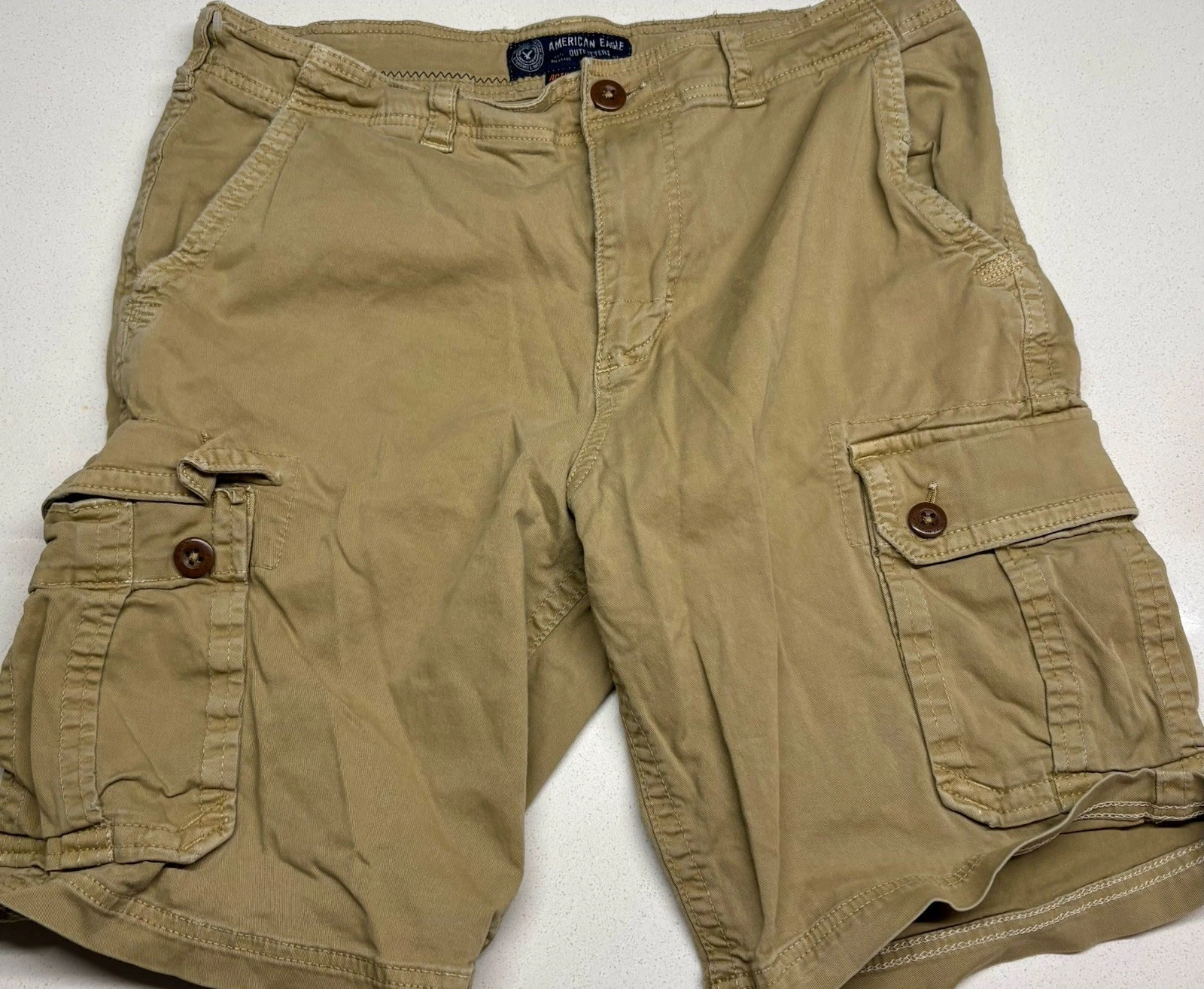 Vtg Y2K Style American Eagle Men’s Cargo Shorts Khaki Tan Size Size 36