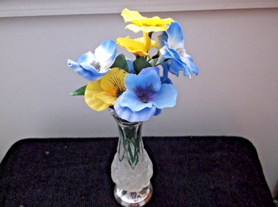 Vtg Cut Glass 8'' Vase, Silver Plate Base & Frosted Rose Design with faux flowers