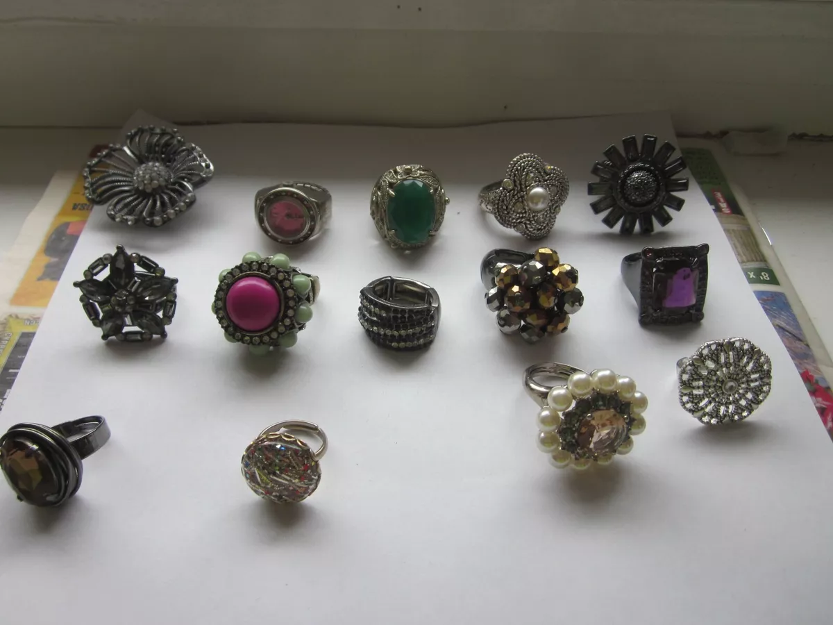 Lot of 17 Fashion Stretch Adjustable Avon Rings eBay