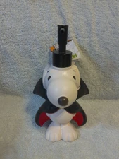 Peanuts Snoopy Vampire Halloween Soap Dispenser New W/Tag 7" Tall SeeDESCRIPTION