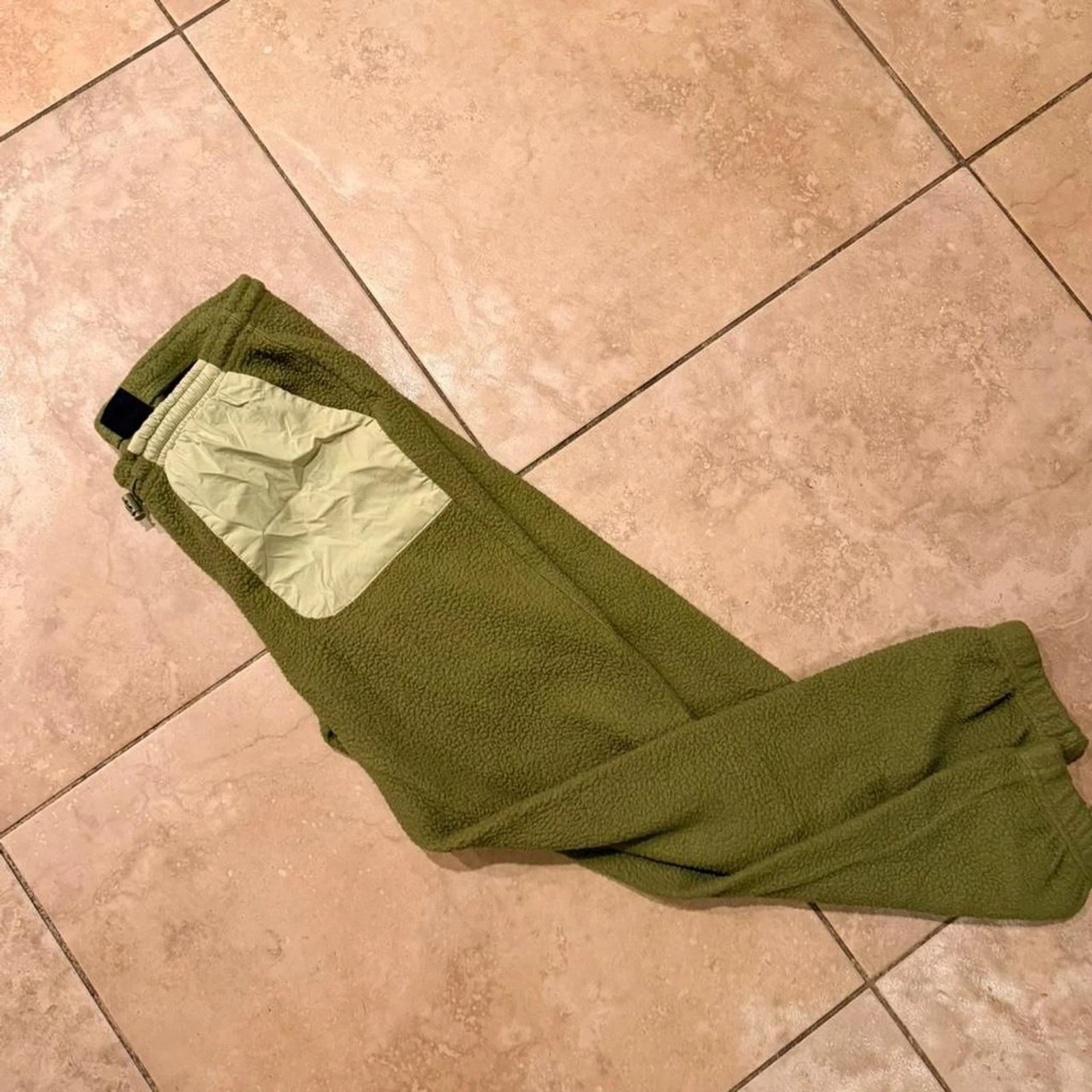 Pacsun Men's Green and Khaki Trousers