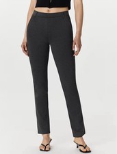 NWT Quince Ultra-Stretch Ponte Straight Leg Pants Size Medium PETITE