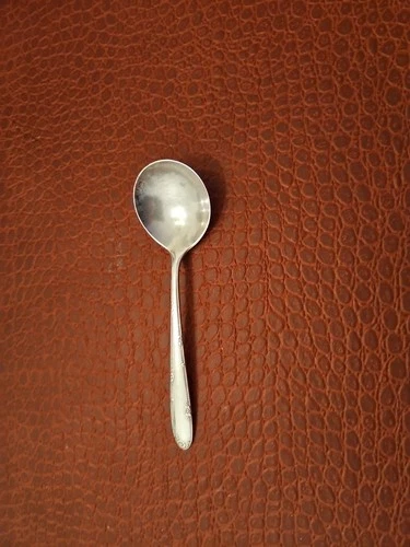 Single Towle sterling silver soup spoon