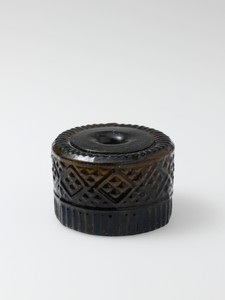 Inkwell-1815-41-New-England-Keene-New-Hampshire-US-Blown-molded-glass