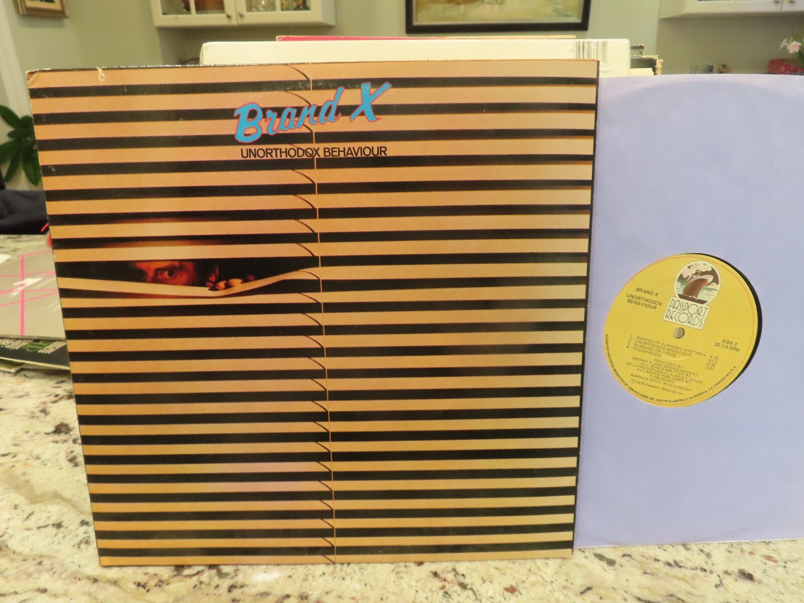 BRAND X UNORTHODOX BEHAVIOUR 1976 PASSPORT STERLING NM TO UNPLAYED