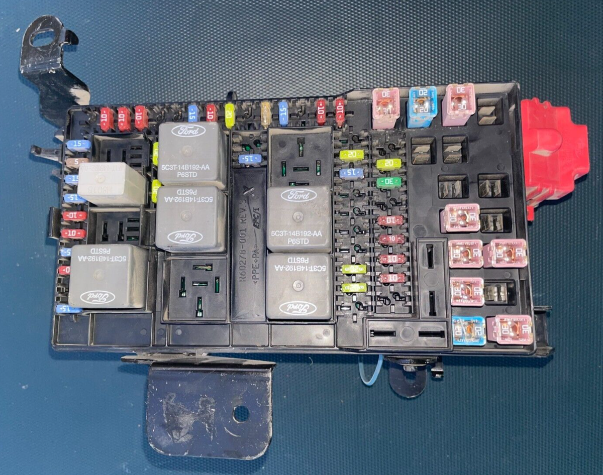 2006 ford f250 cigarette lighter fuse Box Diagram: F-250 Super Duty 2022 2006 Ford F250 Cigarette Lighter