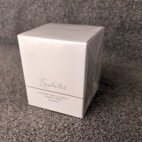 The White Company Seychelles Candle Bergamot, Amber & Vanilla; New