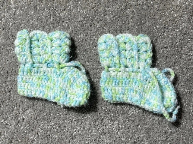 Lot of Crochet Baby Sweater Hat Mittens Booties Green - Image 2 of 4