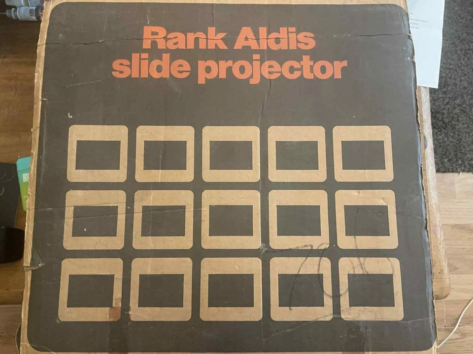 Boxed Rank Aldis Slide Projector 3000M Working.  - Image 4 of 4