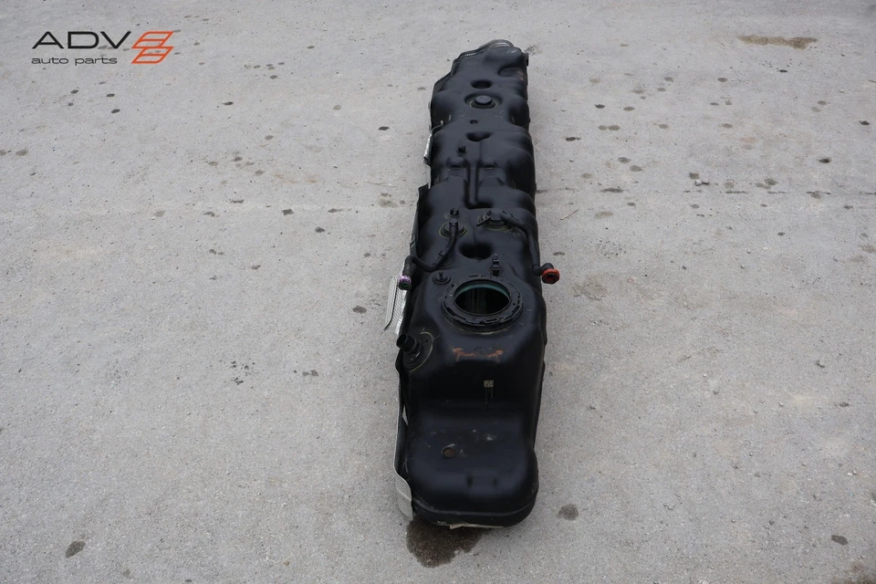 2022 - 2025 TOYOTA TUNDRA FUEL GAS TANK RESERVOIR W/ SHIELD OEM - Image 4 of 4