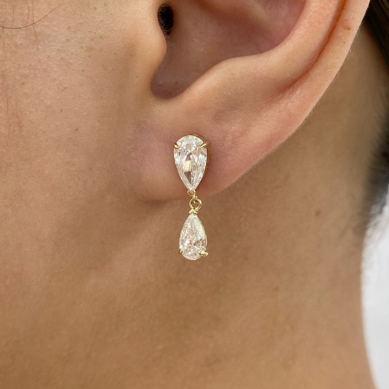 2.4ct Pear Stud Earrings Yellow Gold 14K Labcreated Diamond F/VS