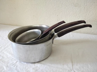 3 Anciennes Casseroles Tournus en aluminium 13,5, 19,5 et 21,5 cm de diamètre - Photo 1/4