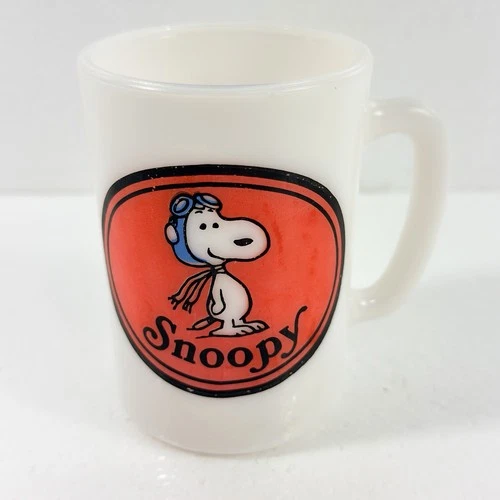 Vintage 1969 Avon Snoopy Milk Glass Mug Peanuts Collectible