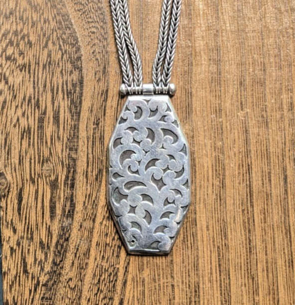 Vintage Lois Hill Scrollwork Scroll Filigree Ster… - image 1