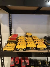 DEWALT 20V MAX  4Ah DCB204 Lithium-Ion Battery Genuine OEM