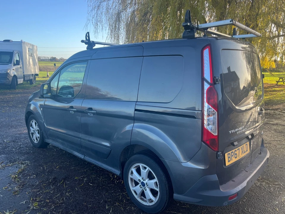 2017 Ford Connect limited LOW MILES - Image 4 of 4