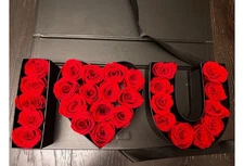 “I ❤️ U” Gift Box With Premium Preserved Roses (that last for over a year)